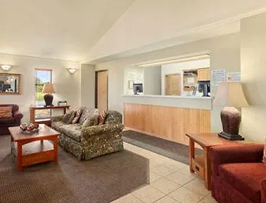 Super 8 By Wyndham Wy Cheyenne