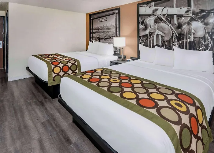 Hotel Super 8 By Wyndham Wy 2*